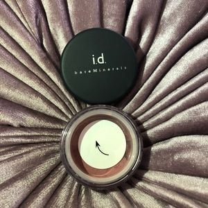 SEALED Exhilarate Bare Minerals Blush